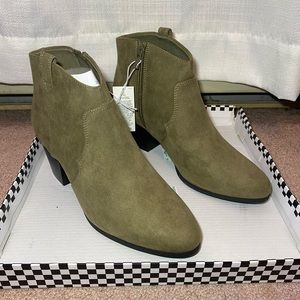 Old Navy Faux-Suede Booties
